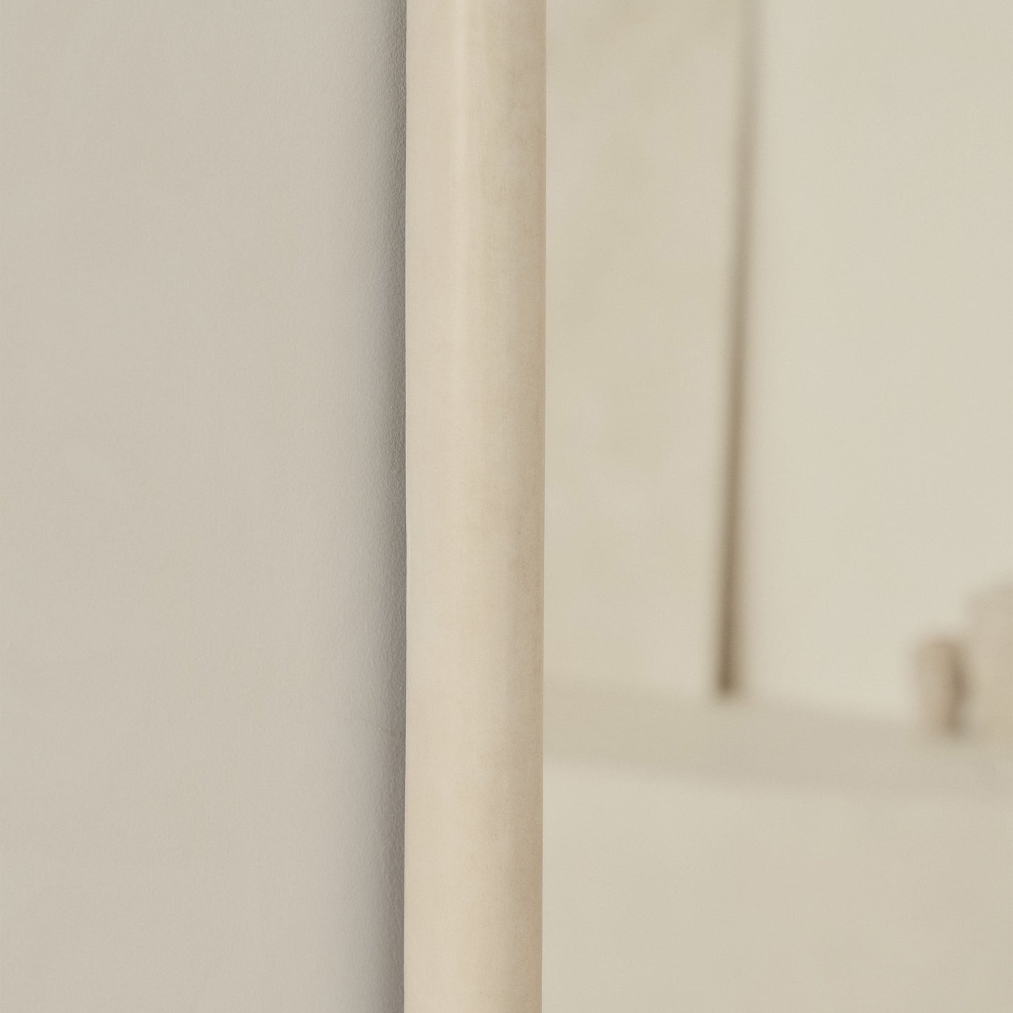 Elis – Espejo Arqueado de Cemento Extra Grande, de Suelo a Techo, 190 cm x 100 cm